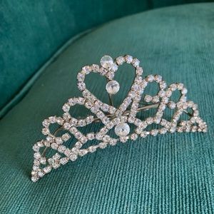 Vintage mini rhinestone tiara on silver comb
